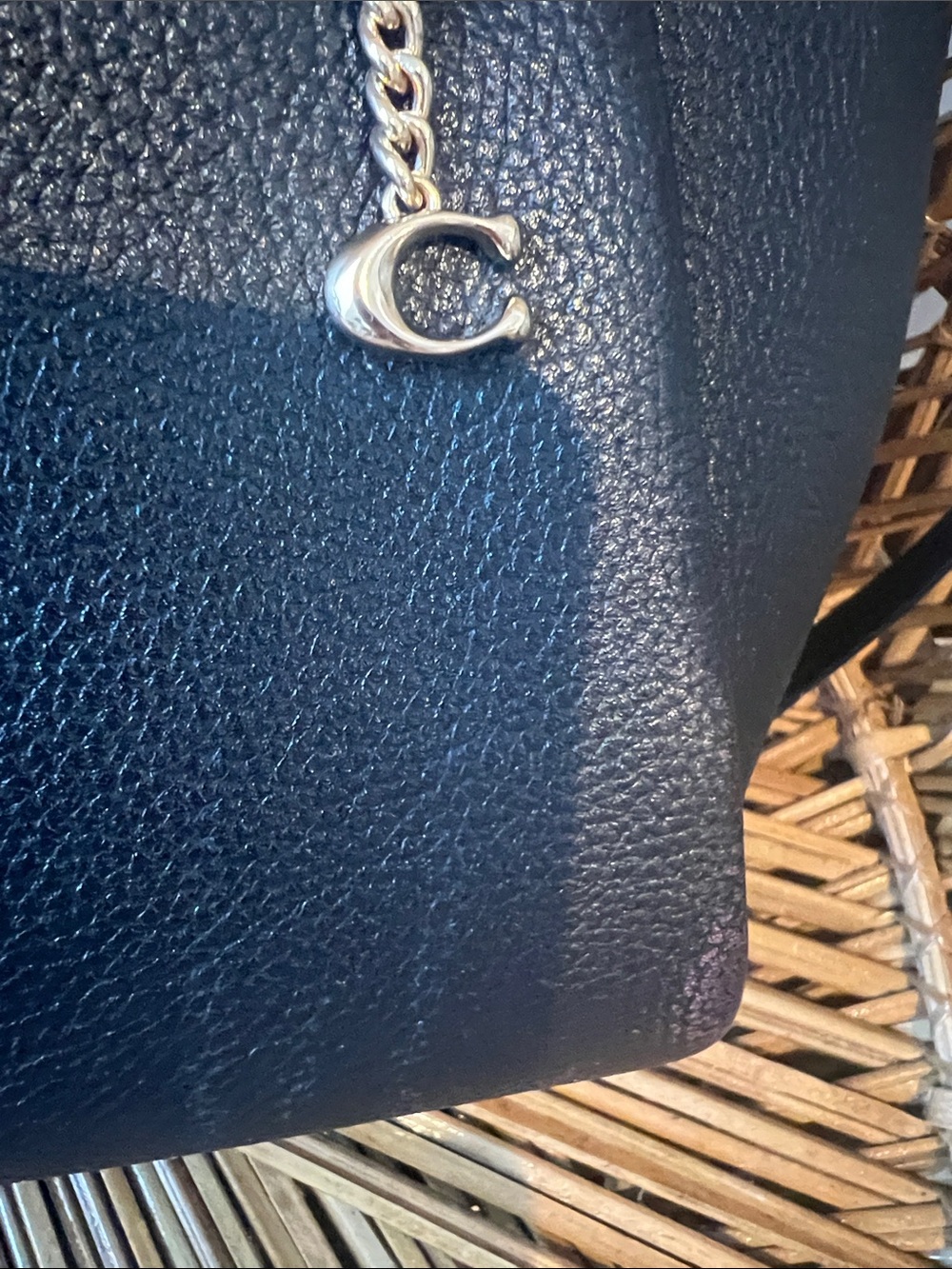 Coach - Women's Black Leather Classic Shoulder Bag - Picture 9 of 10